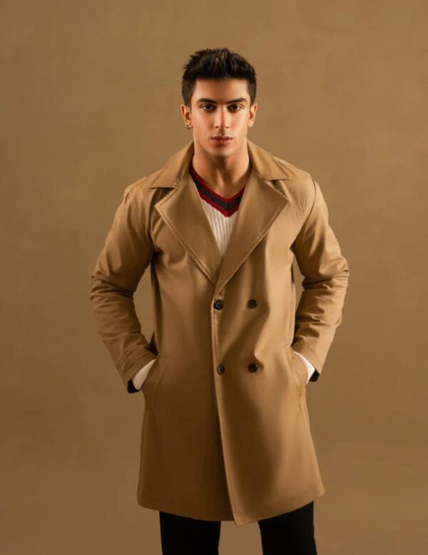 TRENCH COAT